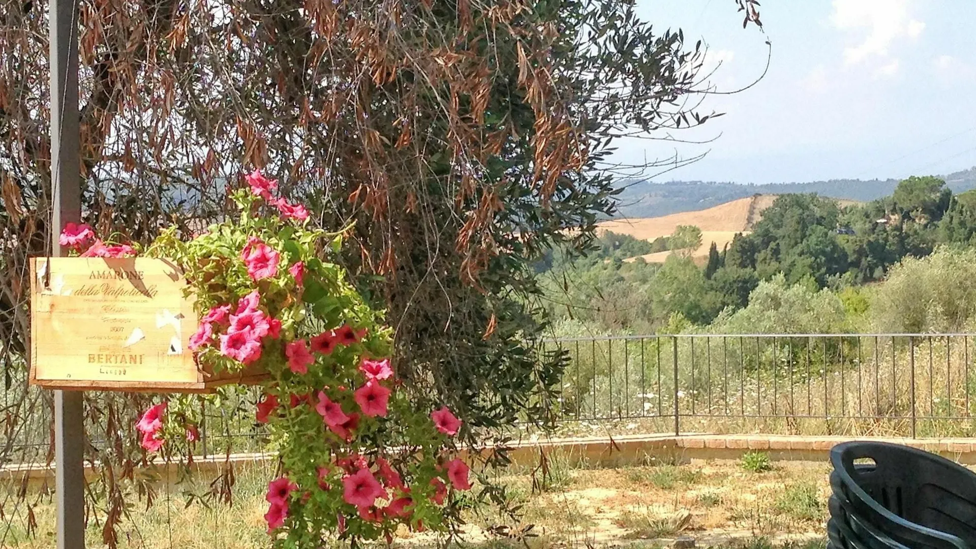 Apartment With One Bedroom In Montaione, With Wonderful Mountain View, 0*, Montaione Italy